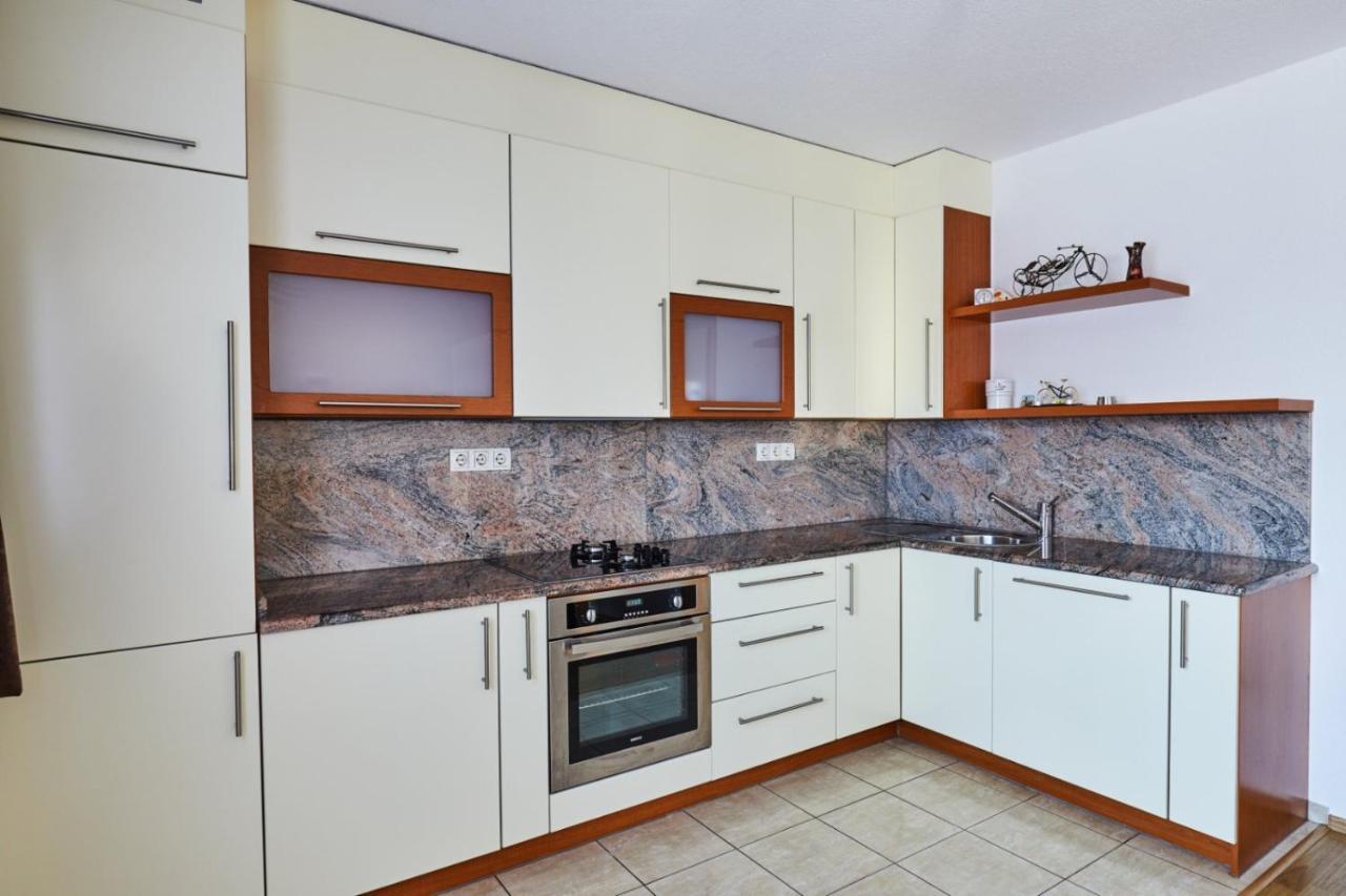 Sutjeska Apartment Modrica Bagian luar foto