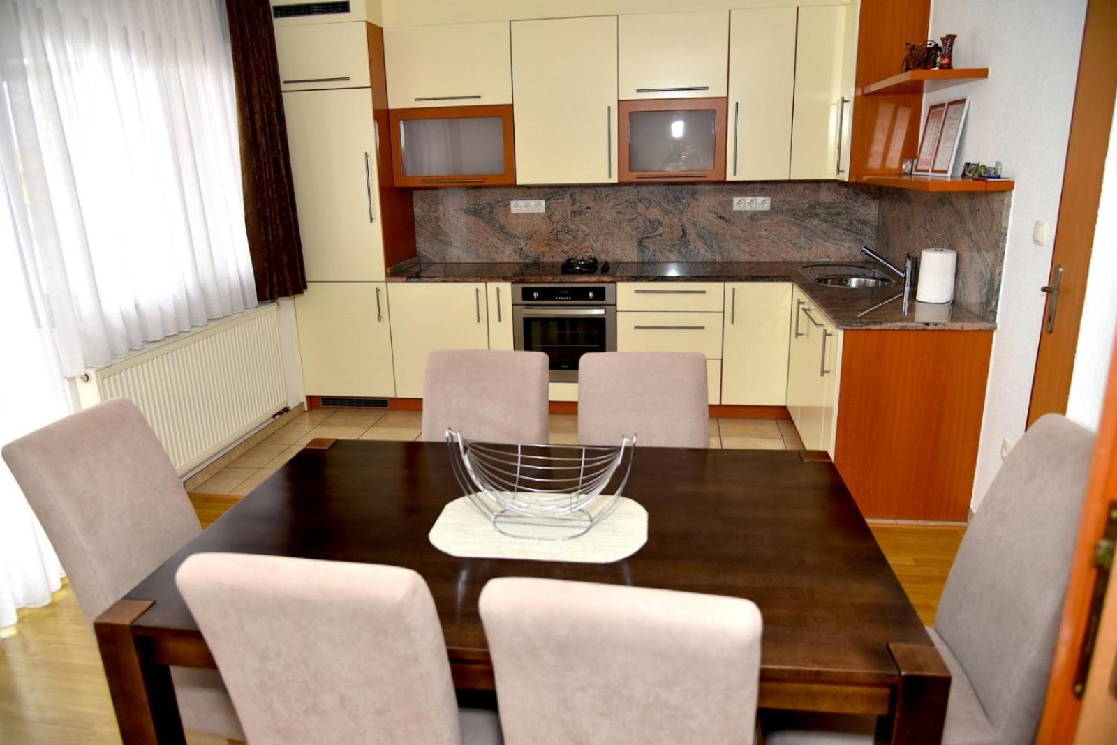 Sutjeska Apartment Modrica Bagian luar foto