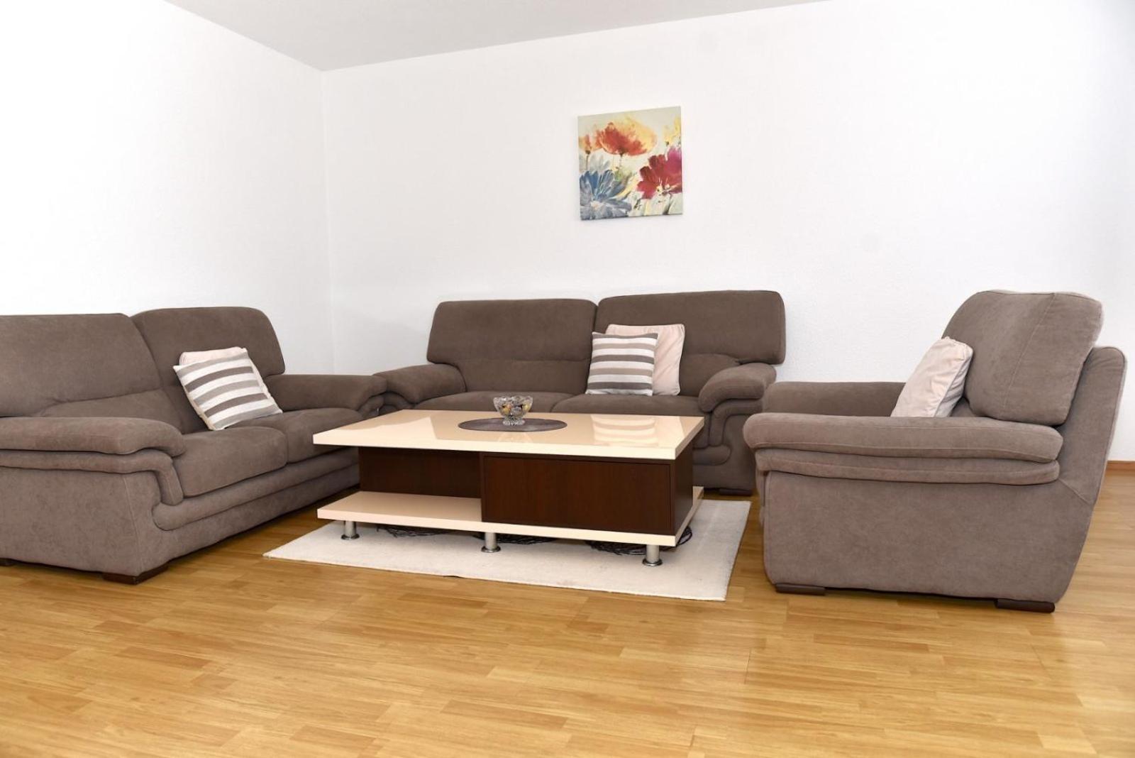 Sutjeska Apartment Modrica Bagian luar foto